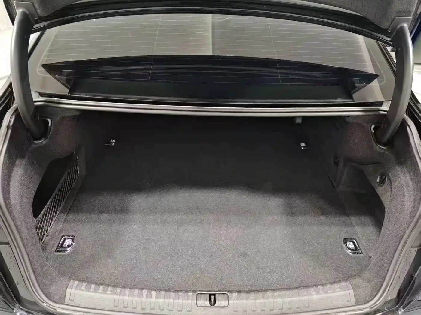 Audi A6L New Energy 2022 55 TFSI e quattro фото 17