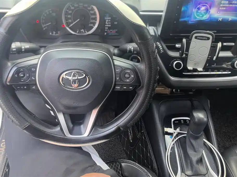 Toyota Corolla 2019 1.2T S-CVT GL-i Elite Edition фото 12