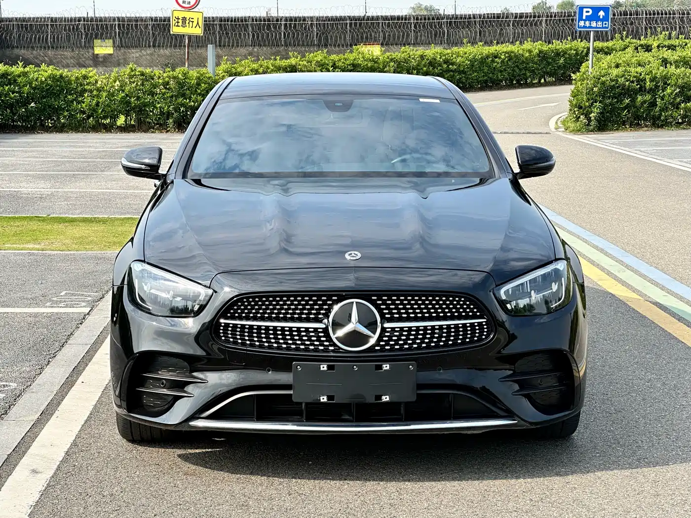 Mercedes-Benz E-Class 2022 E 260 L фото 2