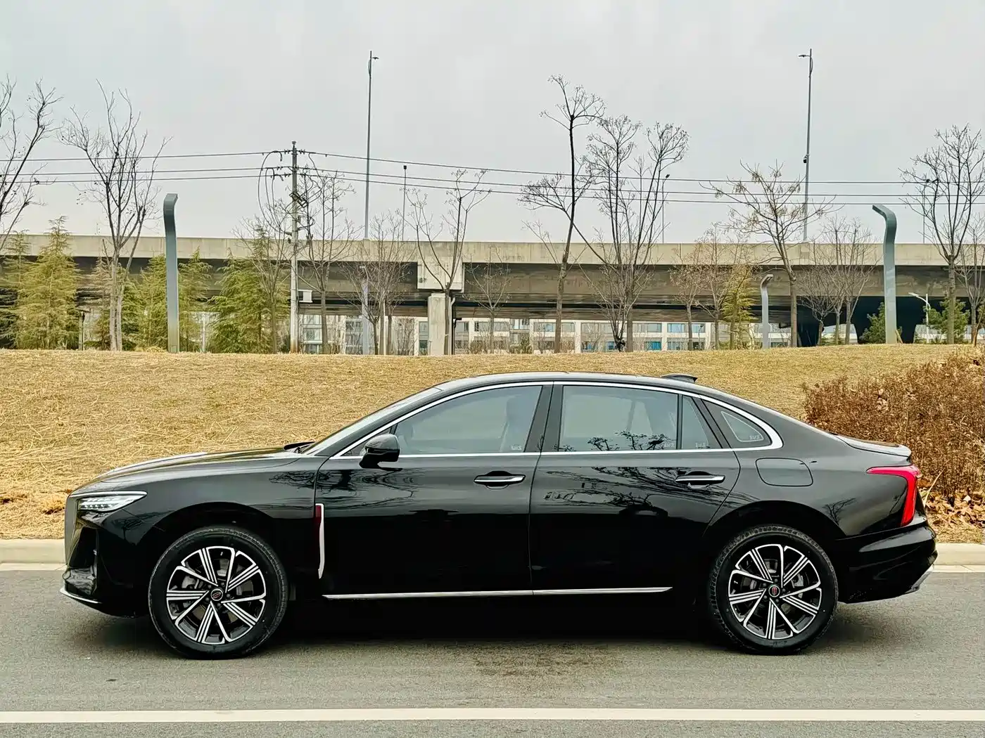 Hongqi HONGQI H5 PHEV