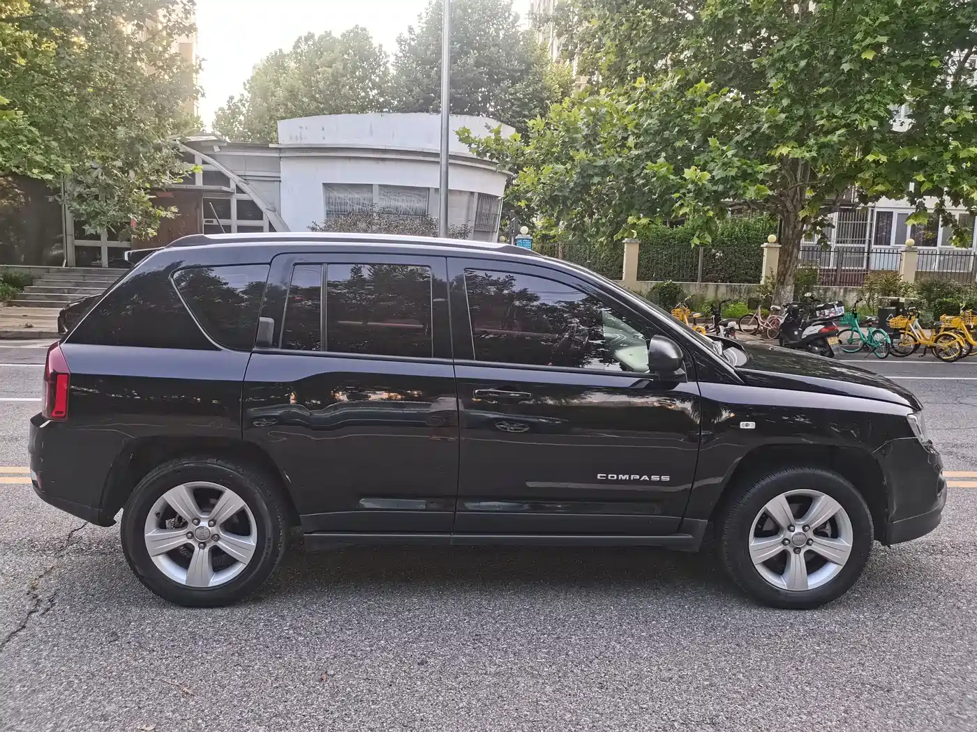 Jeep Compass (Import) 2015 2014 Facelift 2.0L 2WD Progressive Edition