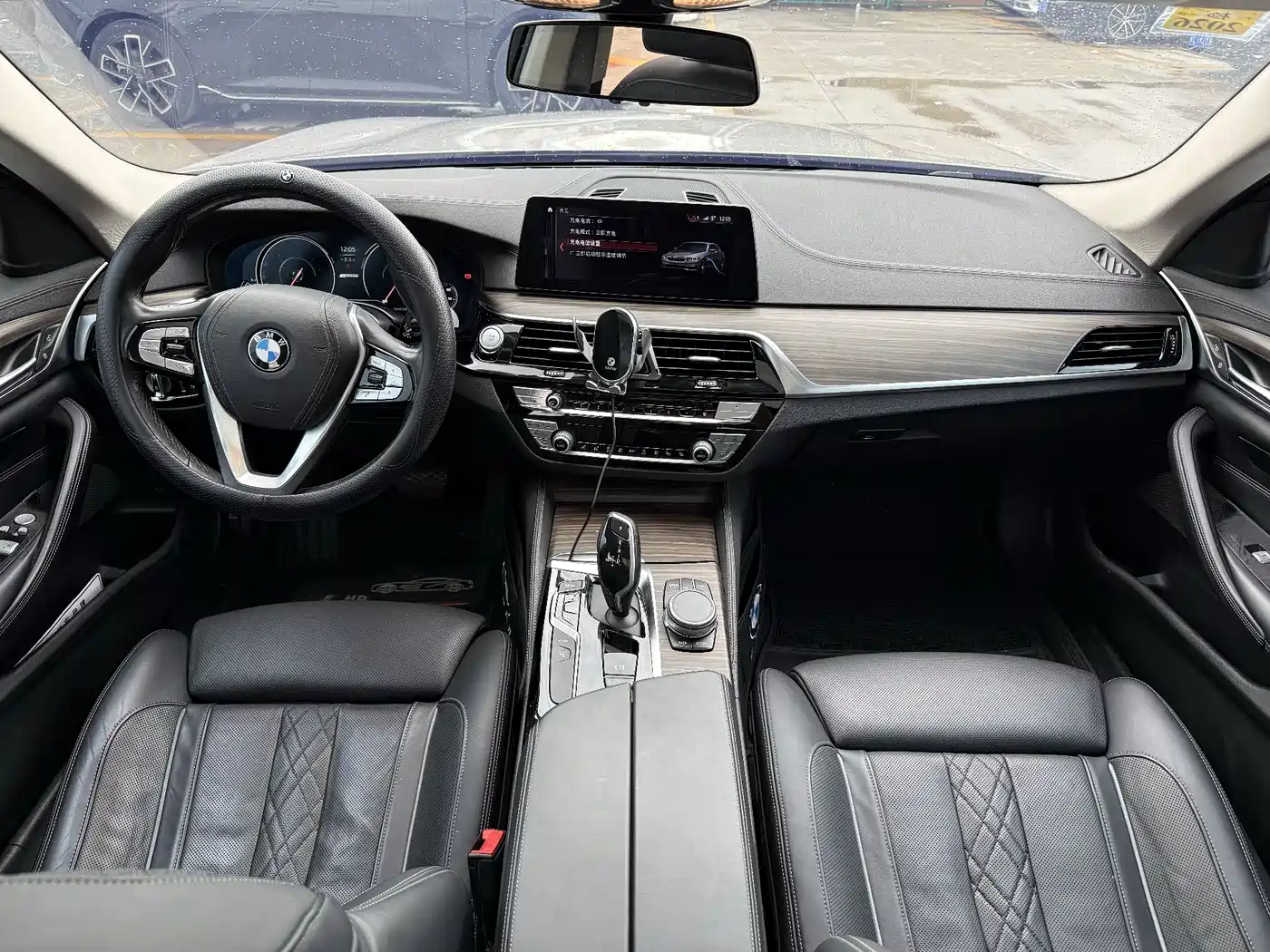BMW 5 Series New Energy 2018 530Le Luxury Package фото 12