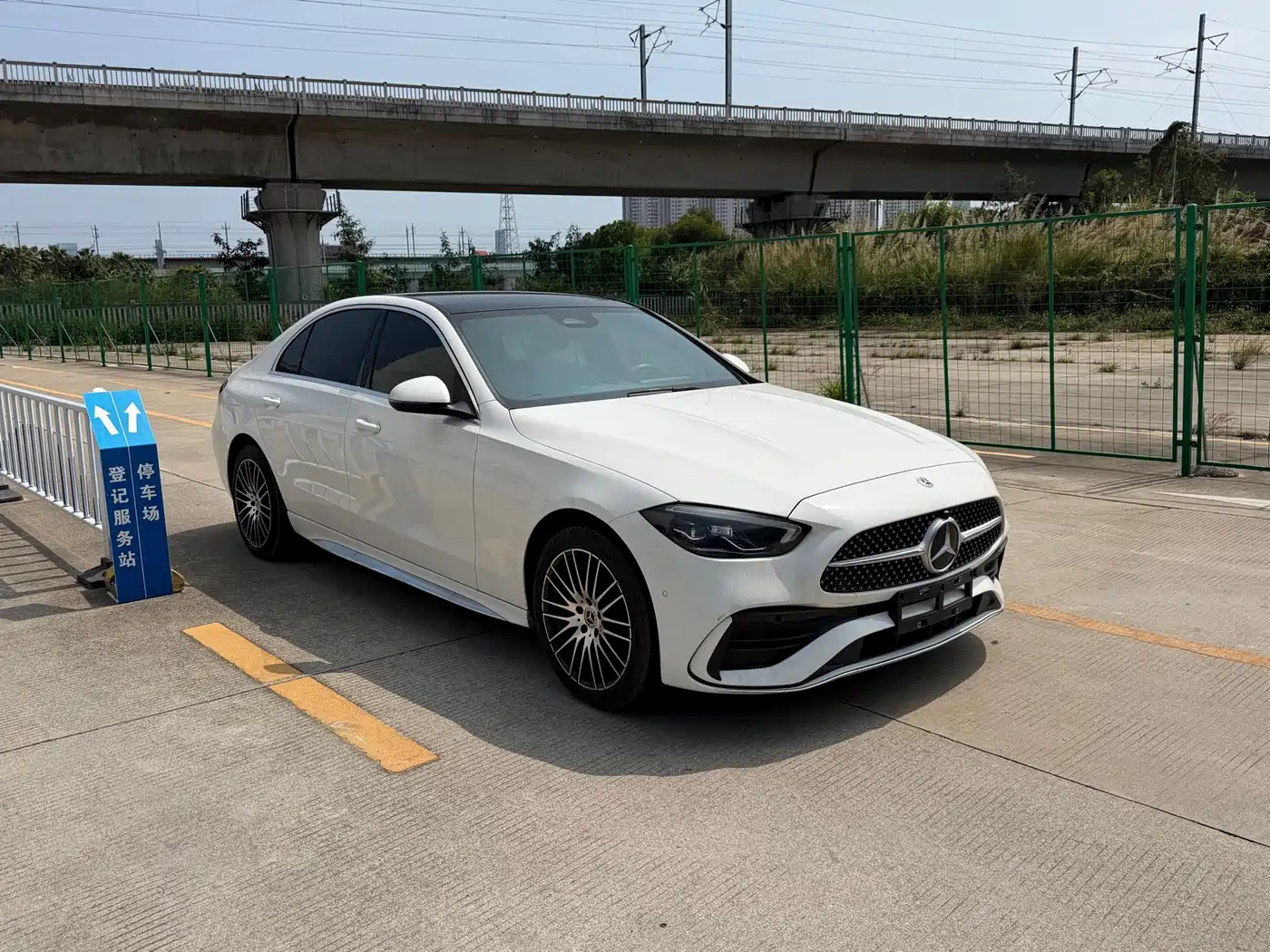 Mercedes-Benz C-Class 2023 Facelift C 260 L Sport Edition фото 2