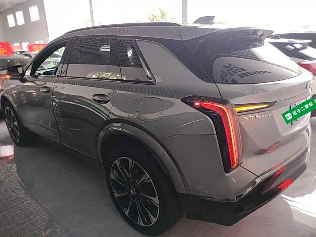 Cadillac XT5 2025 2025 Model 2.0T Platinum