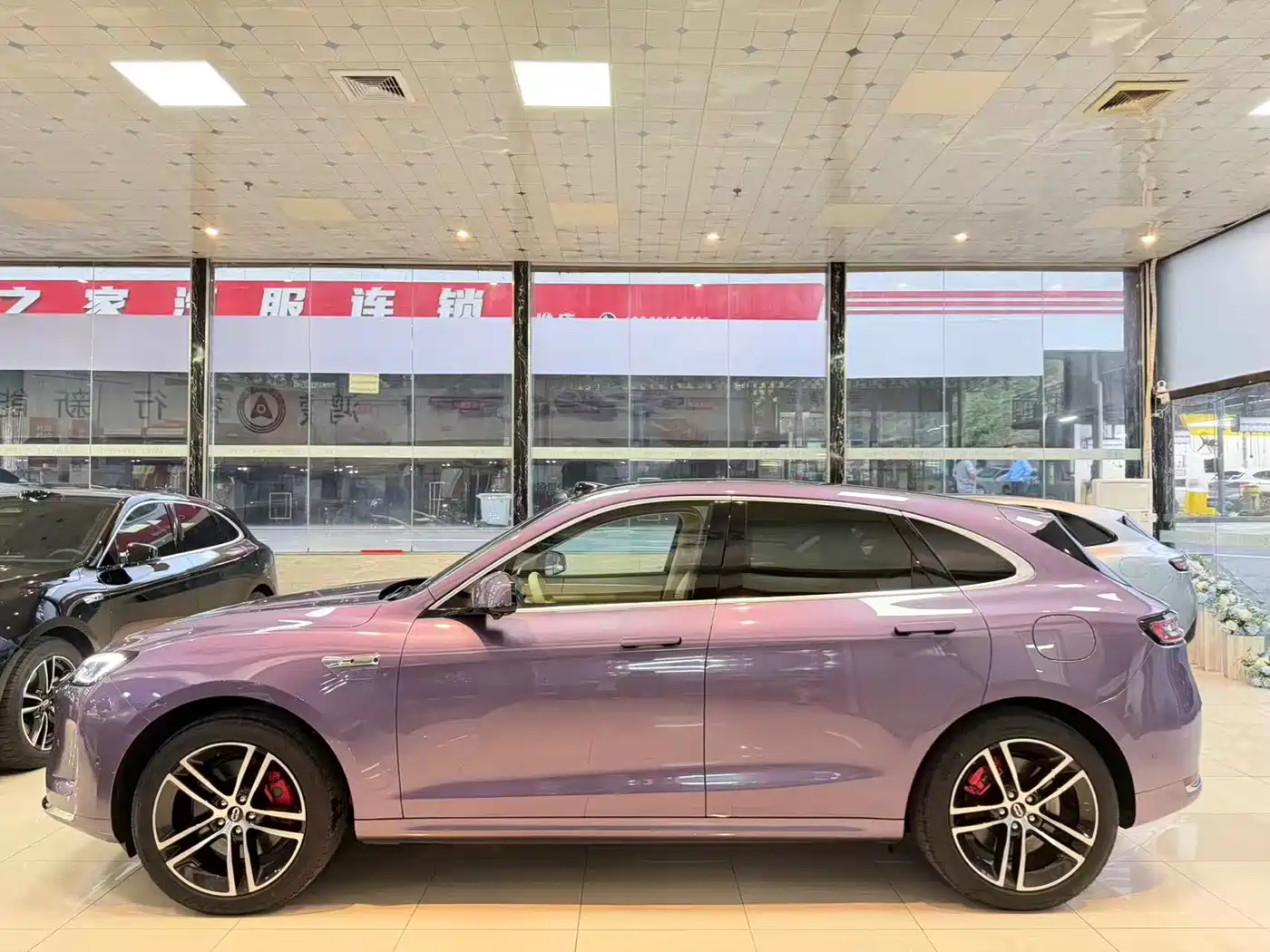 AITO Wenjie AITO M5 2025 Extended Range Ultra AWD фото 3