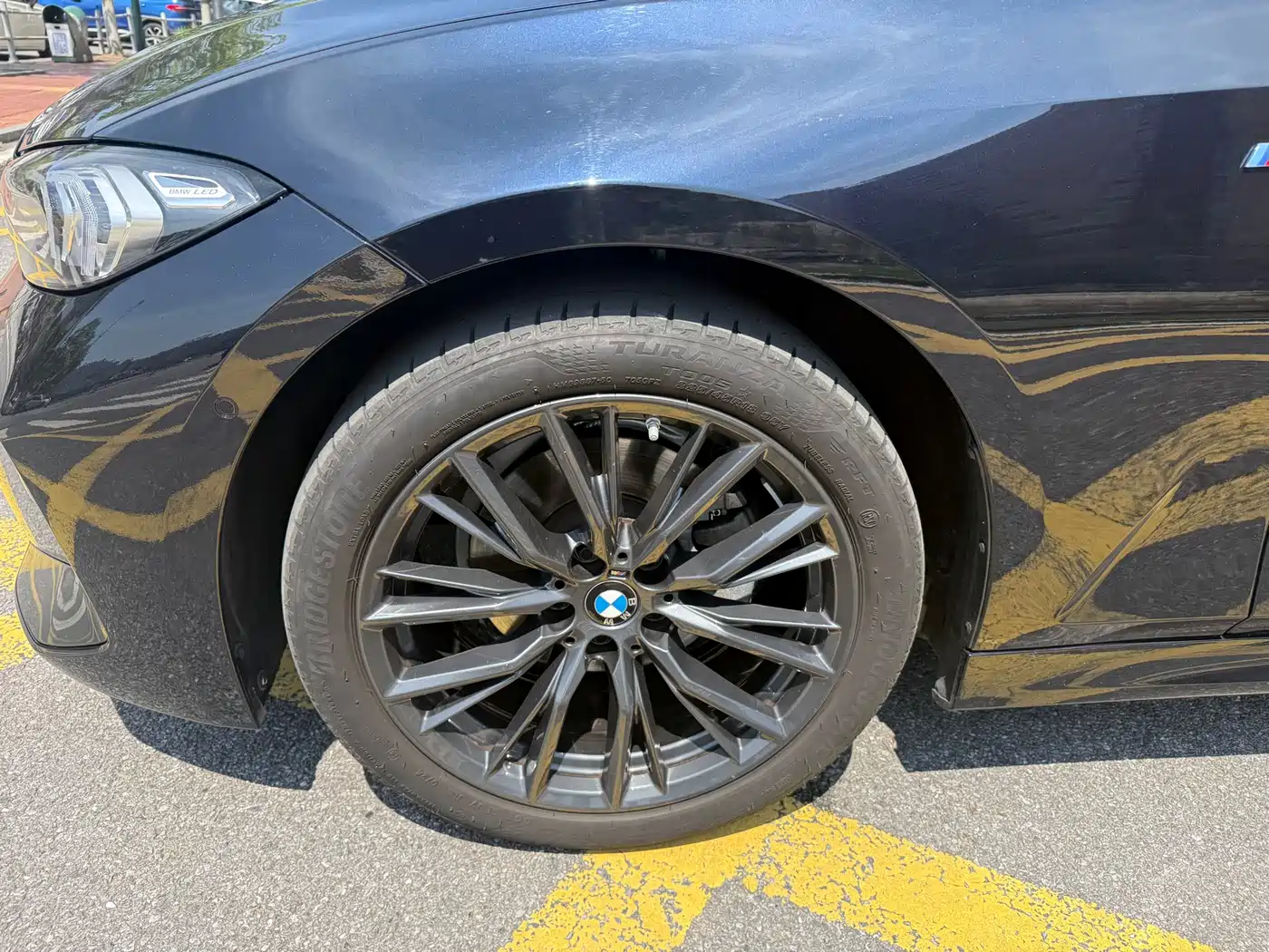 BMW 3 Series 2024 325i M Sport Package фото 3
