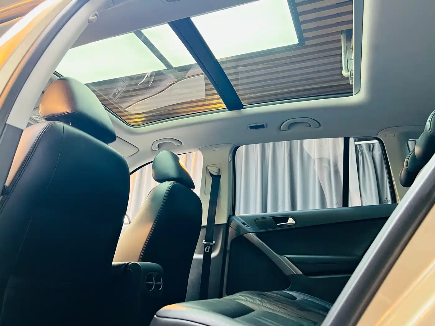 Volkswagen Tiguan 2012 2.0TSI Automatic 4WD Elite Edition фото 9
