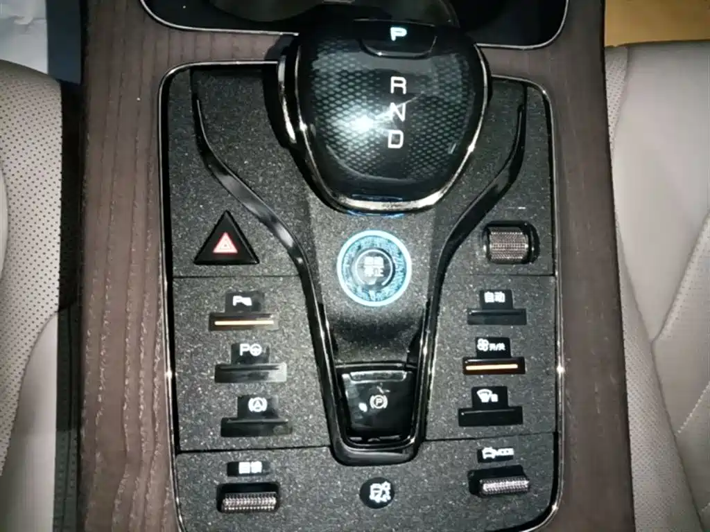 BYD Han 2024 EV Glory Edition 610KM AWD Celestial Eye Smart Driving фото 14