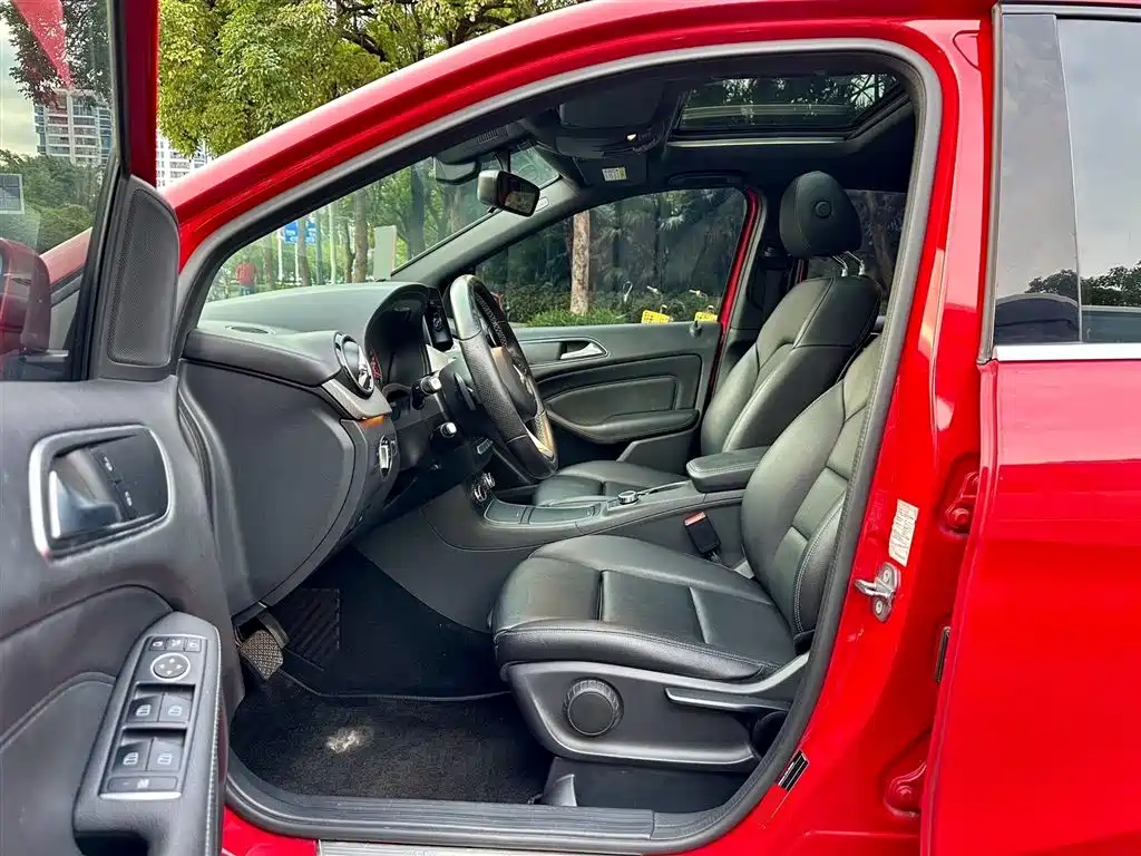 Mercedes-Benz B-Class 2019 B 200 Fashion фото 5