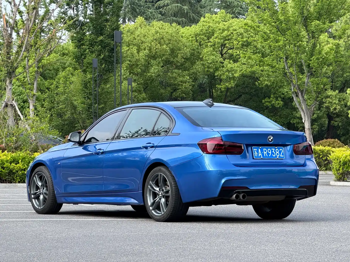 BMW 3 Series 2017 320Li M Sport фото 3