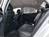 صورة 6 - Hyundai Sonata