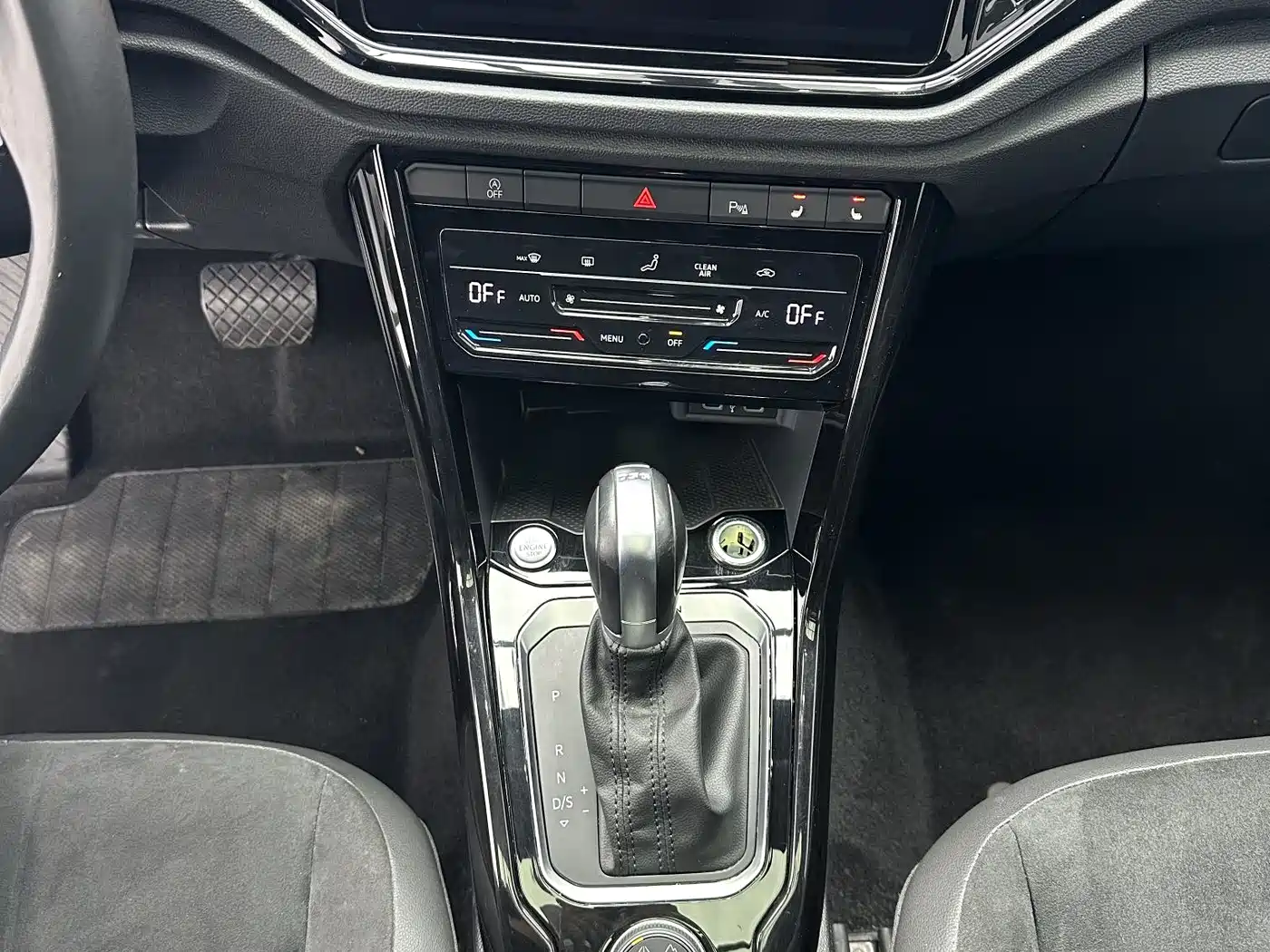 Volkswagen T-ROC 2021 280TSI DSG 4WD Luxury Connected фото 15