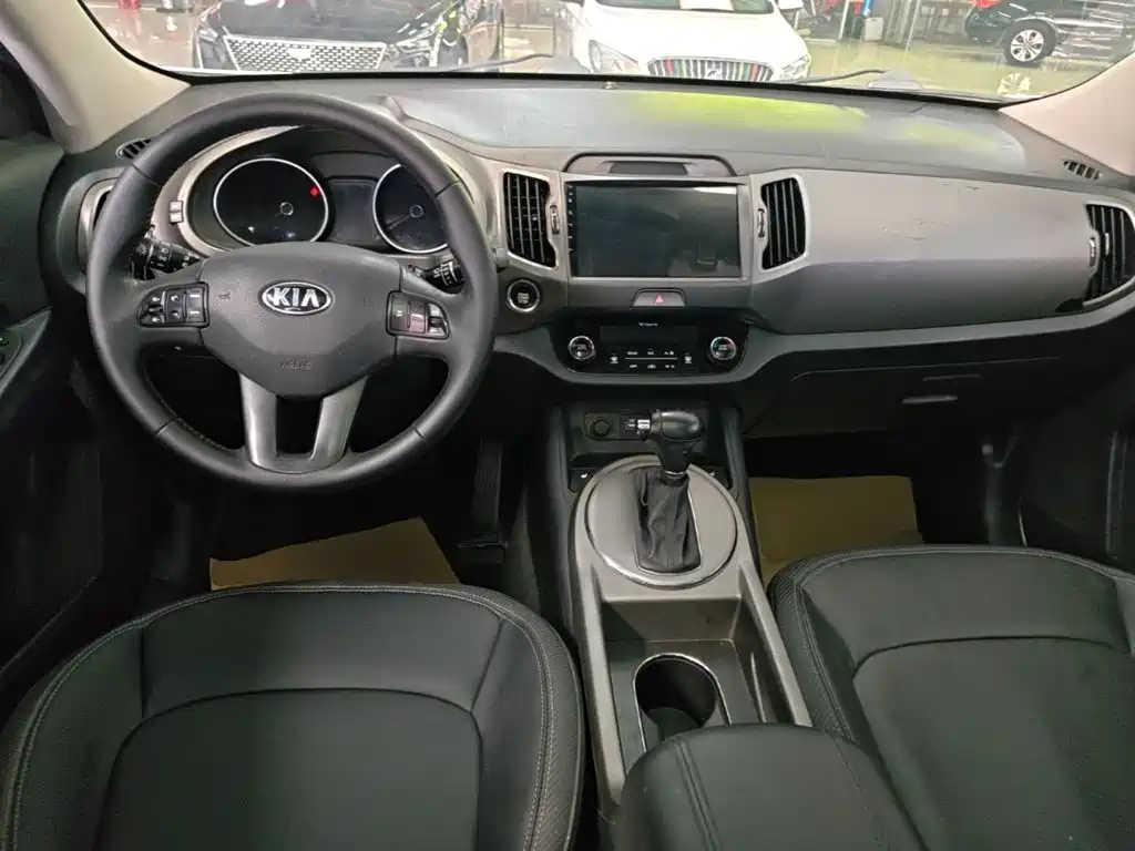 Фото 10 - Kia Sportage
