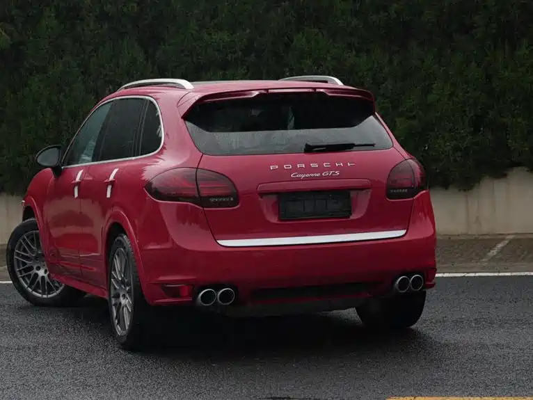 Porsche Cayenne 2012 Cayenne GTS 4.8L фото 6