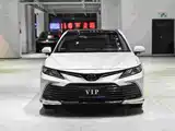 Фото 2 - Toyota Camry