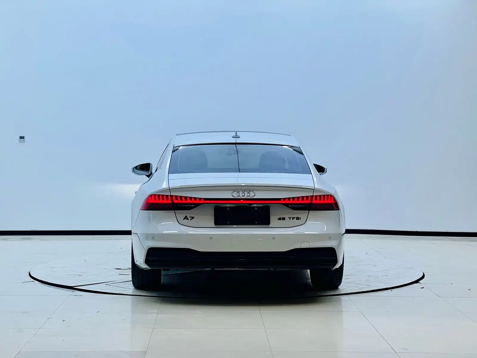 Фото 5 - Audi A7