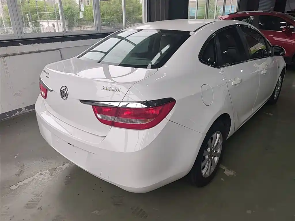 Buick Excelle 2013 Model GT 1.6L Manual Comfort фото 7