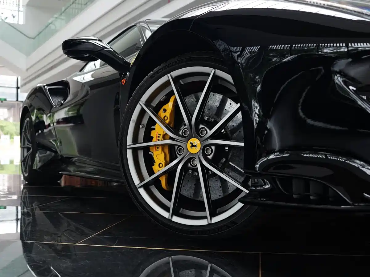 Ferrari 488 2019 2018 488 Pista