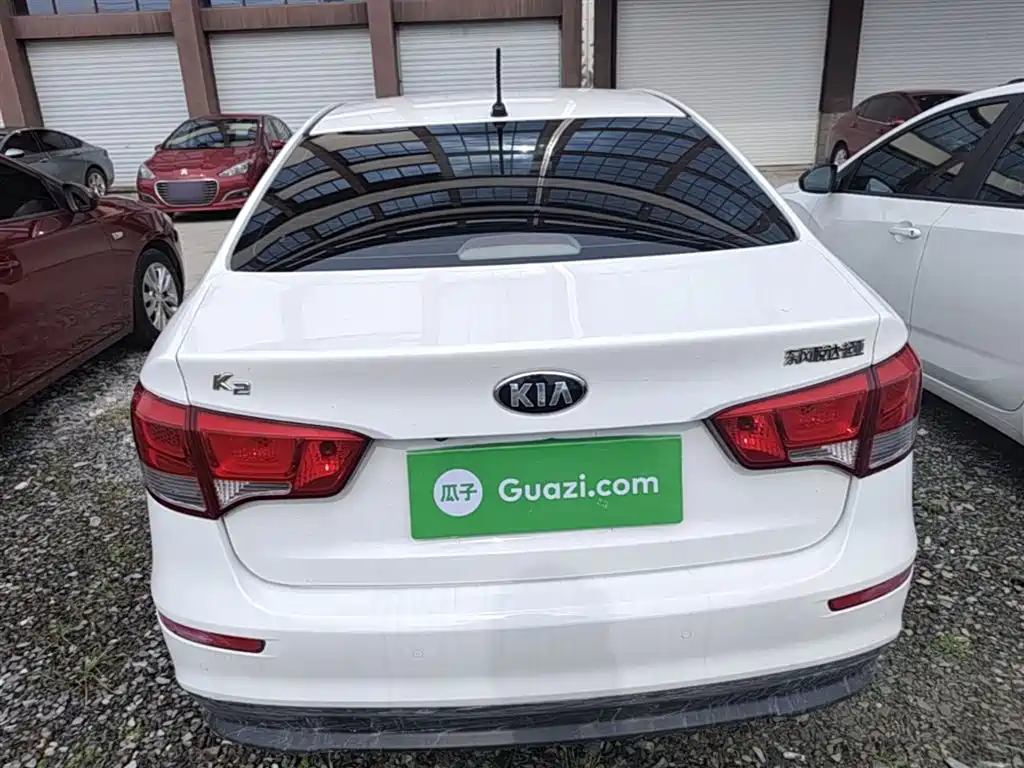 Kia K2 2015 Sedan 1.4L MT GLS фото 6