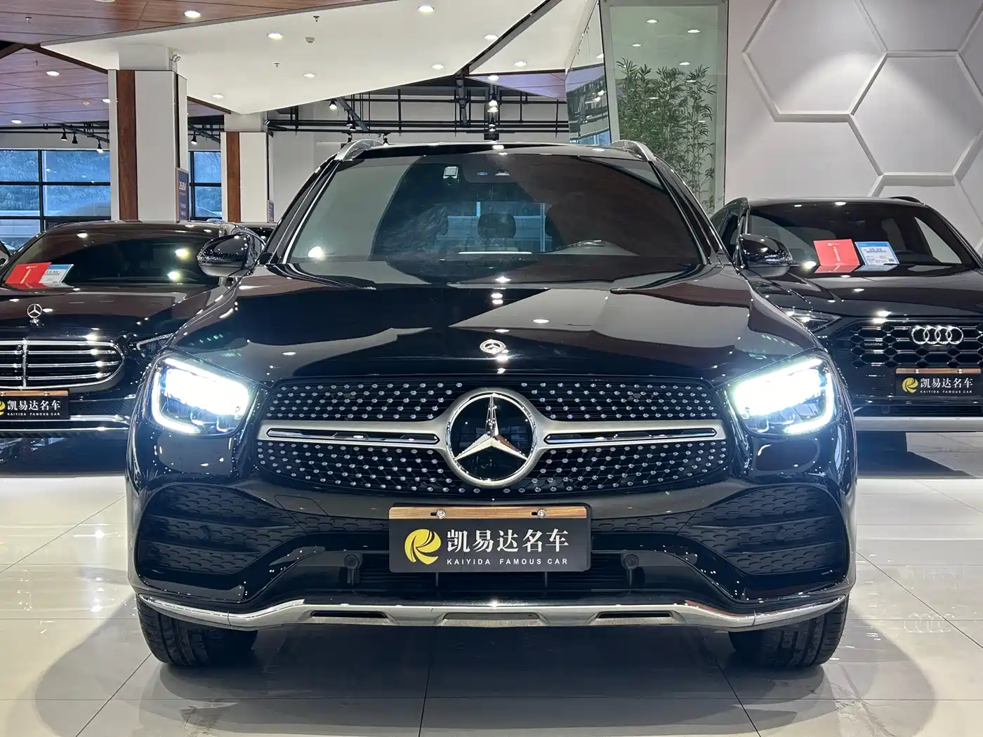 Mercedes-Benz GLC 2022 Facelift GLC 300 L 4MATIC Dynamic фото 3