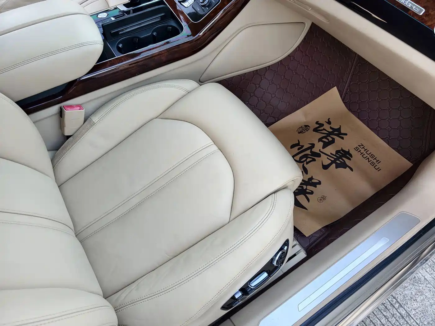 Audi A8 2011 2011 A8L 3.0 TFSI quattro Comfort (245kW)