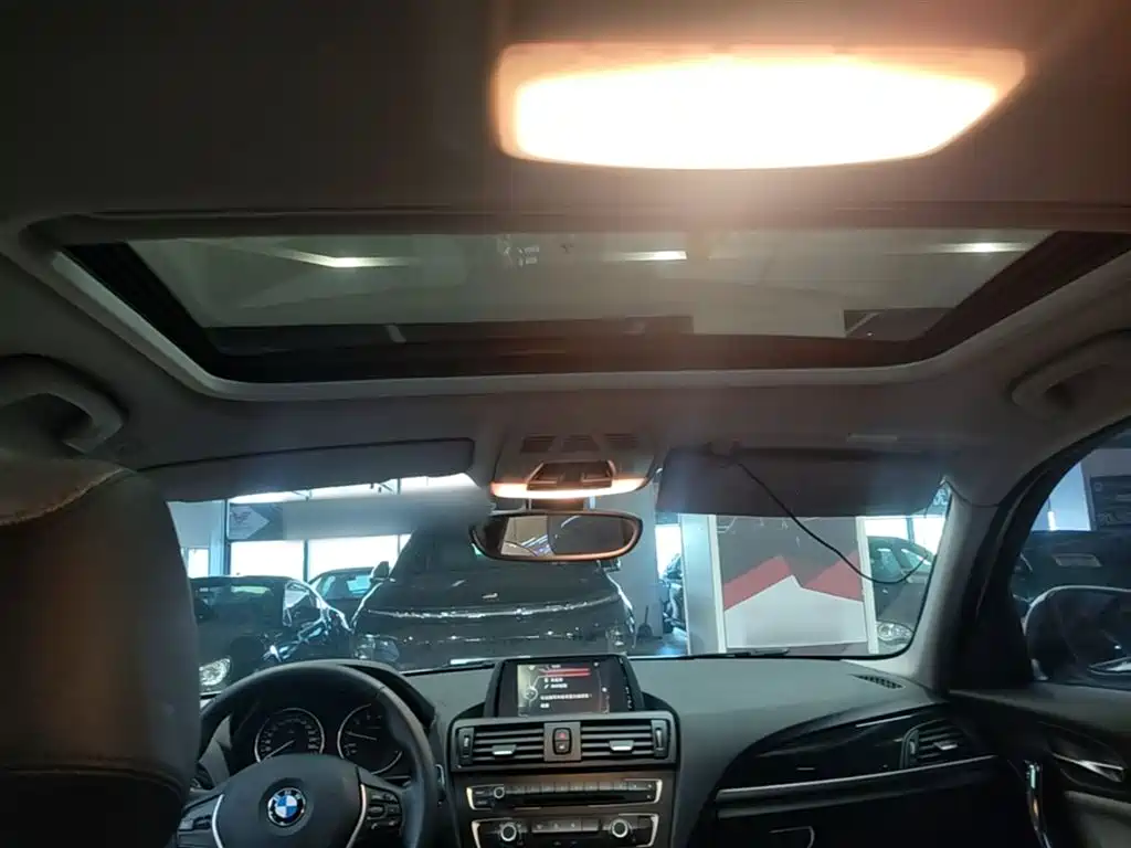 BMW 1 Series (Import) 2013 Facelift 116i Urban Model фото 18