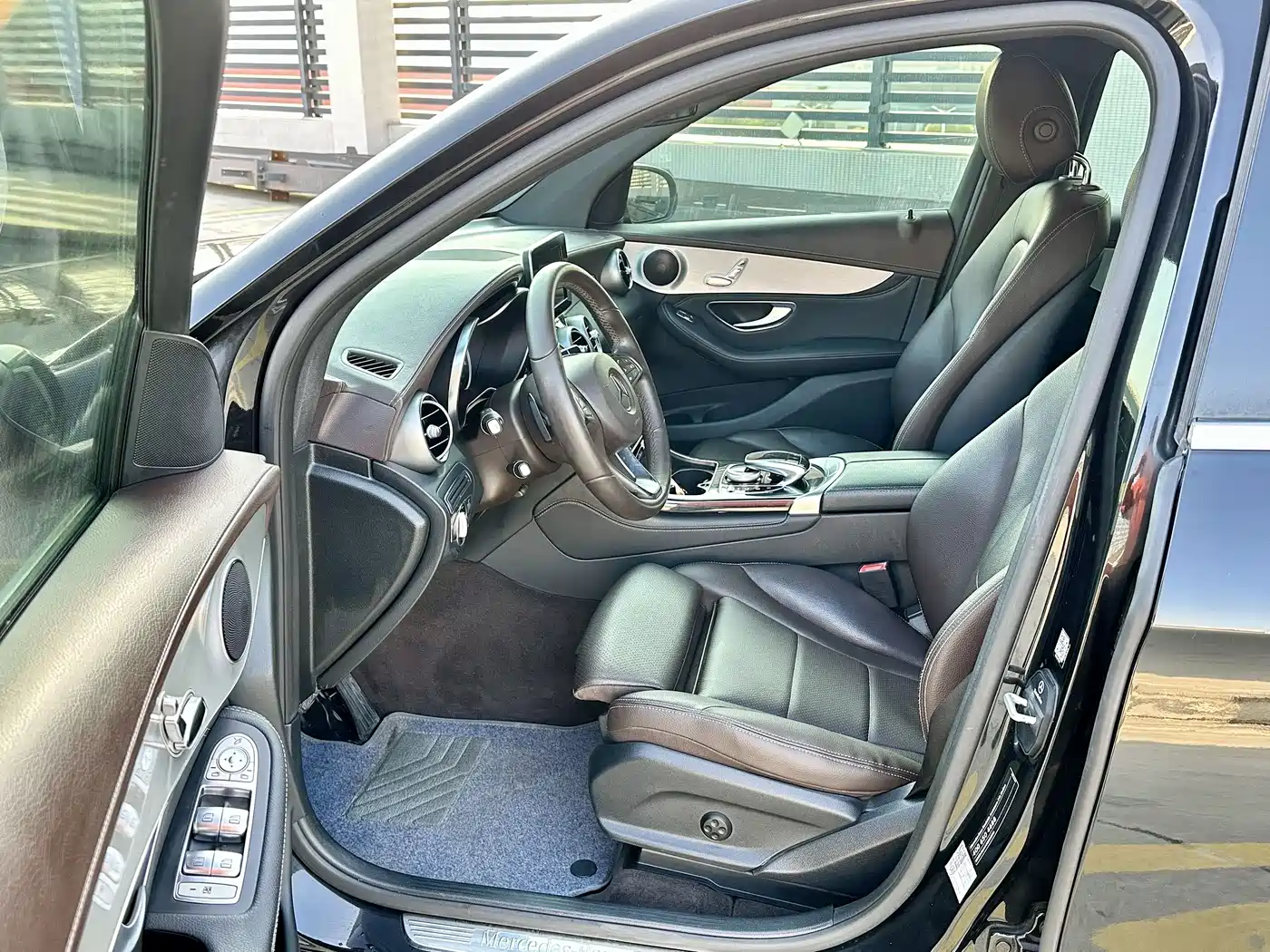 Mercedes-Benz GLC 2016 GLC 200 4MATIC фото 6