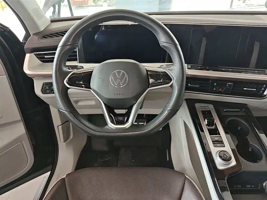 Volkswagen Talagon 2024 380TSI 4WD R-Line Touring фото 7