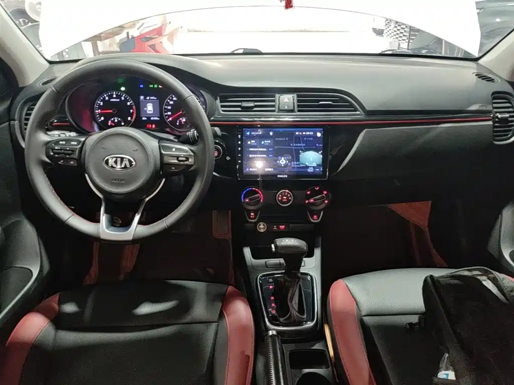 Kia KX CROSS 2018 1.6L Automatic Smart Sunroof Edition фото 10