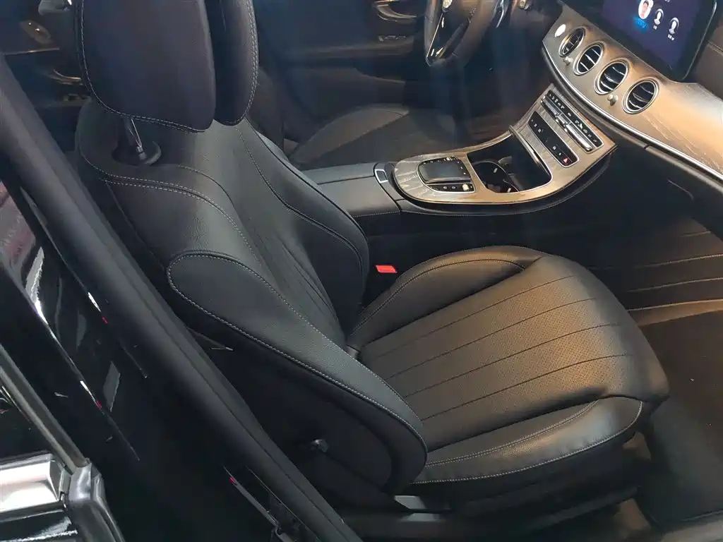 Mercedes-Benz E-Class 2023 E 300 L Luxury фото 25
