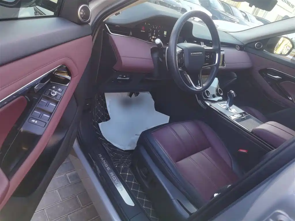 Land Rover Range Rover Evoque 2021 Range Rover Evoque L 249PS R-Dynamic HSE Luxury Edition фото 16