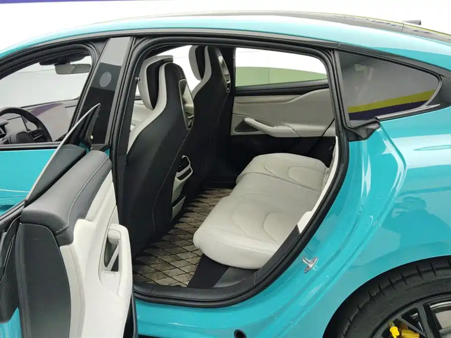 XIAOMI CAR XIAOMI SU7