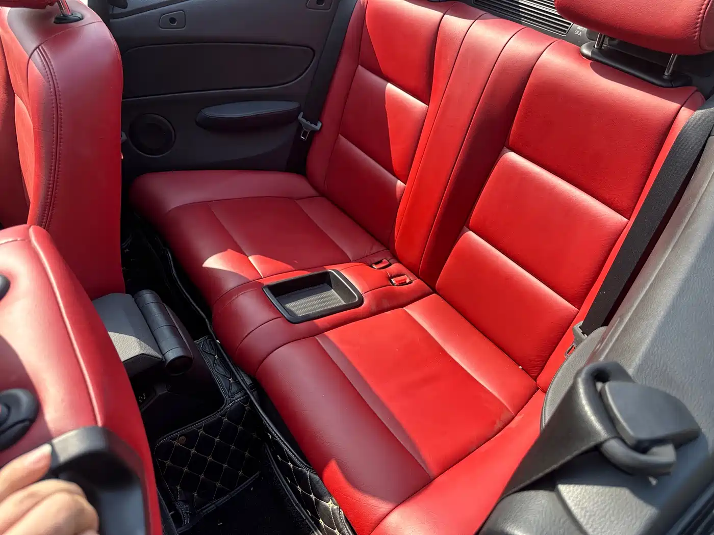 BMW 1 Series (Import) 2011 120i Convertible фото 9