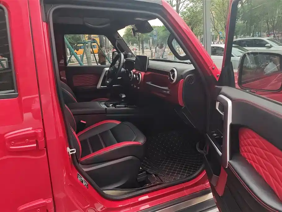 BAIC ORV Beijing Offroad BJ40 2023 2.0T Auto 4WD Urban Hunter Knight Edition фото 8