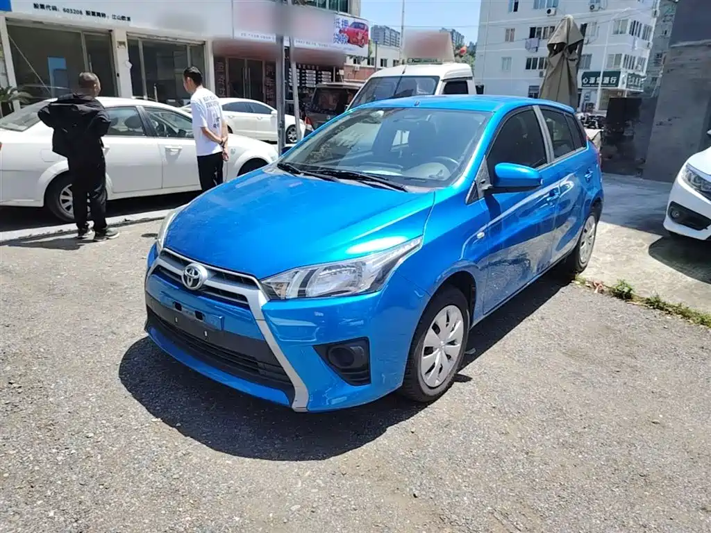 Toyota YARiS L Zhi Xuan 2015 1.5E Auto Charming Edition фото 2
