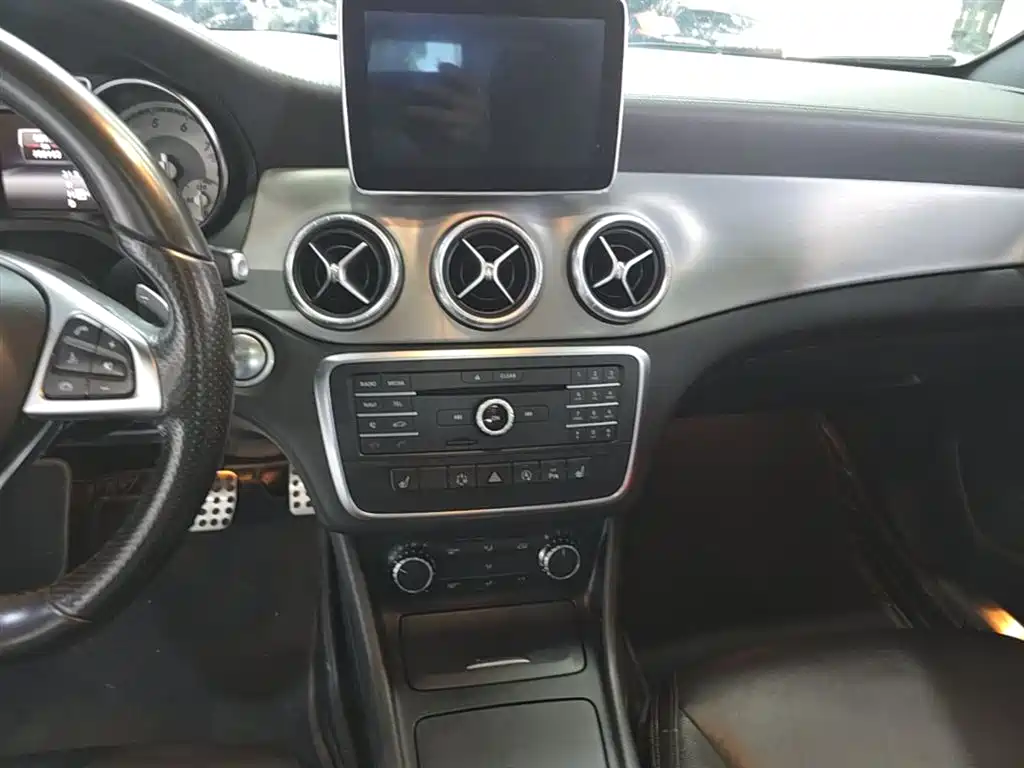 Mercedes-Benz CLA (Import) 2014 CLA 260 4MATIC фото 13