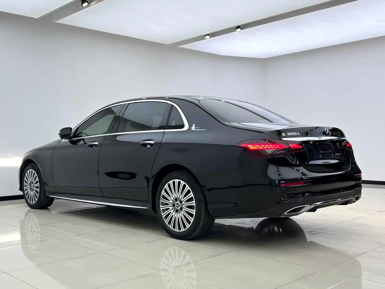 Mercedes-Benz E-Class 2021 Facelift E 300 L Sport Luxury фото 7
