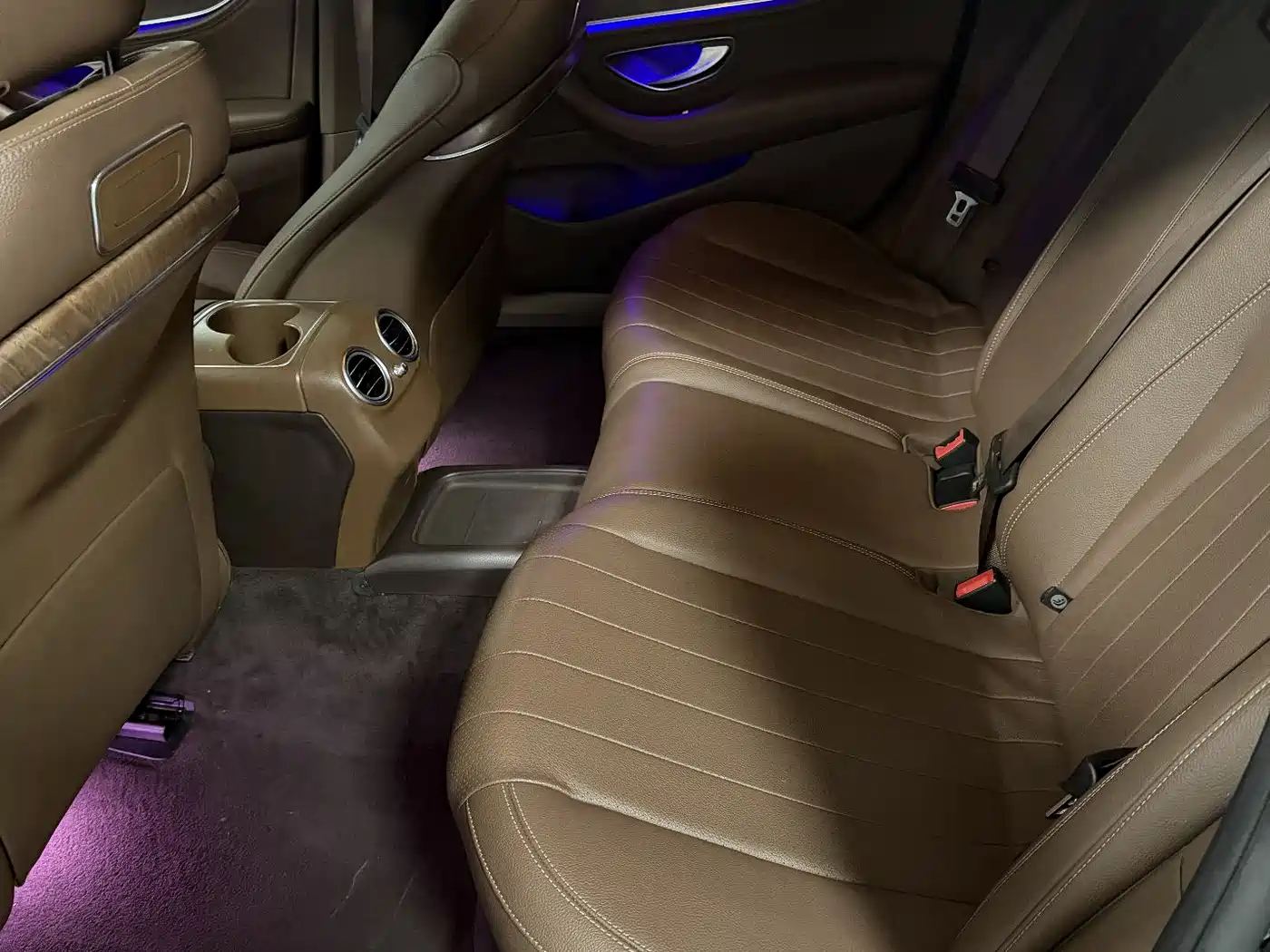 Mercedes-Benz E-Class 2016 E 200 L фото 6