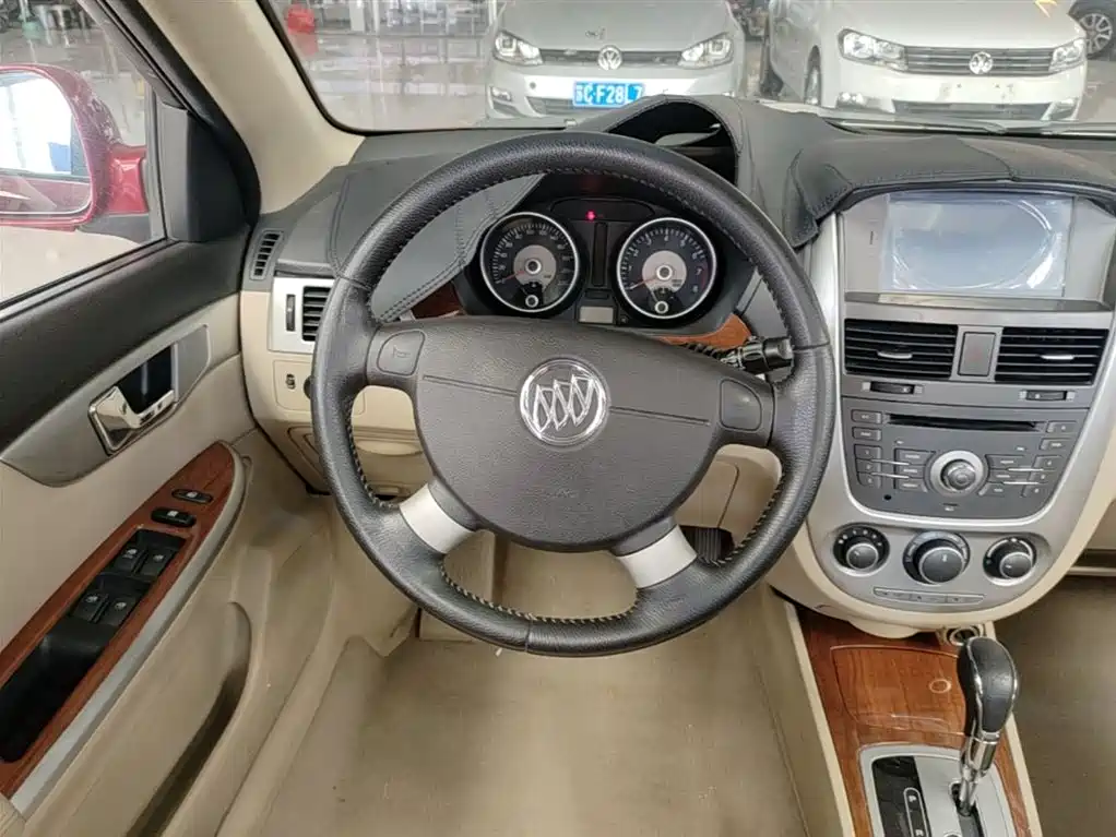 Buick Excelle 2013 1.5L Automatic Exclusive фото 11