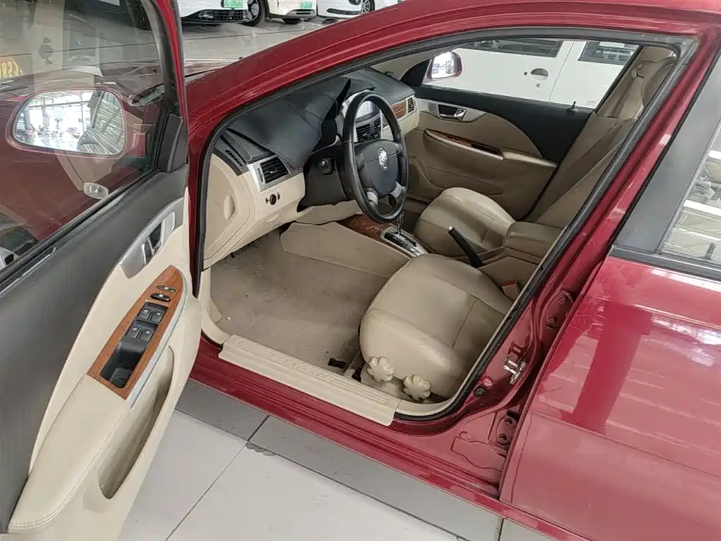 Buick Excelle 2013 1.5L Automatic Exclusive фото 16