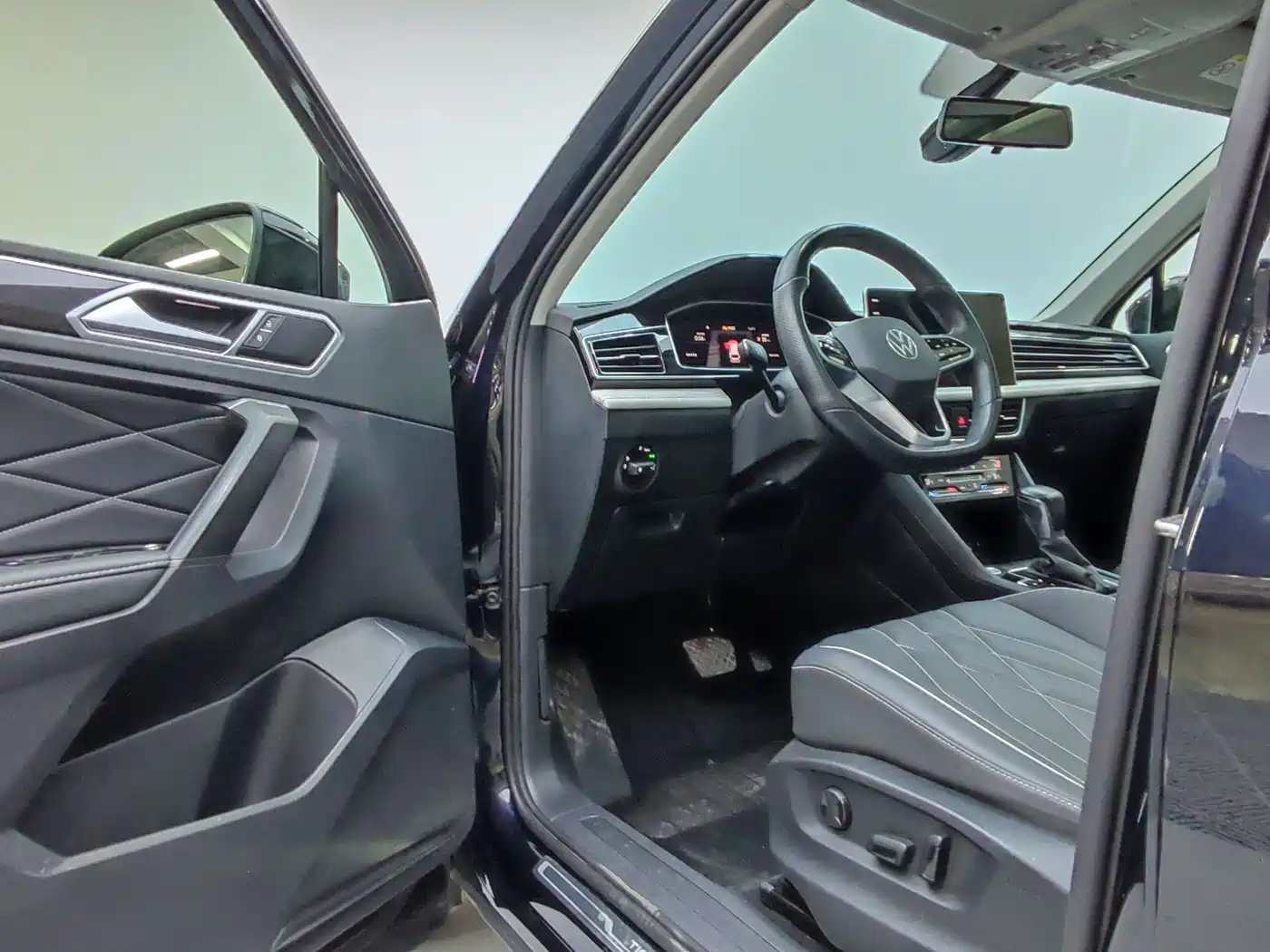Volkswagen Tiguan L 2023 280TSI 2WD Trend Limited Edition фото 11