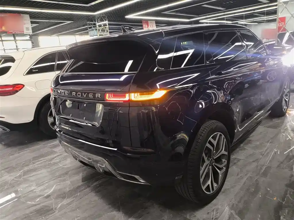 Land Rover Range Rover Evoque New Energy 2021 Range Rover Evoque L P300e Luxury фото 22