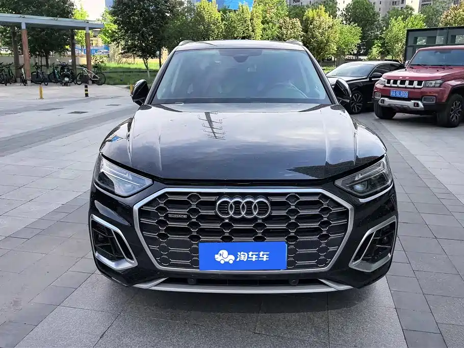 Audi Q5L 2023 40T Fashion Elegance фото 2