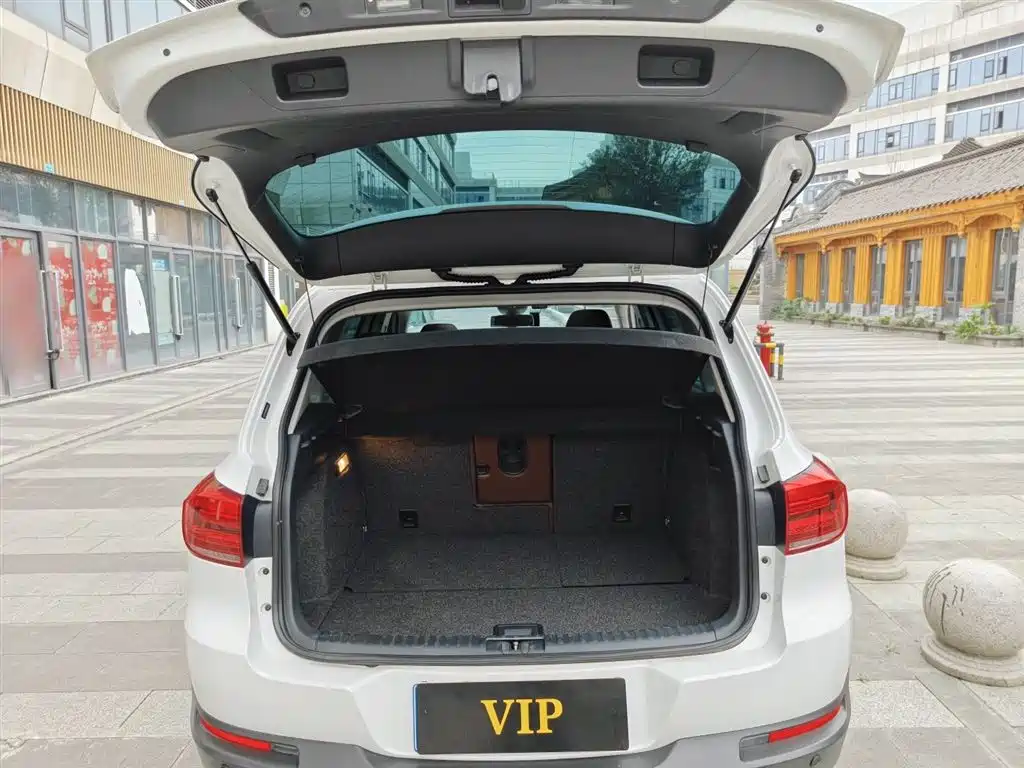 Volkswagen Tiguan 2015 2.0TSI Automatic 4WD Flagship фото 10