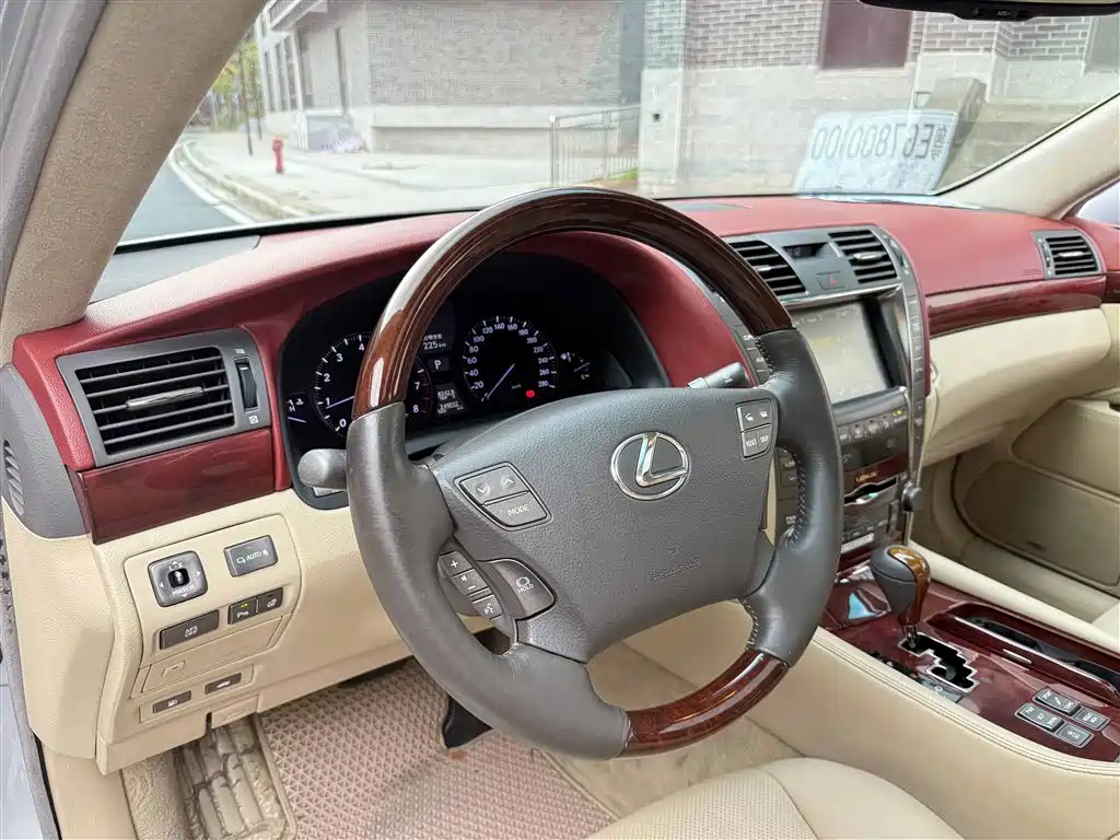 Lexus LS 2006 Model 460 фото 15