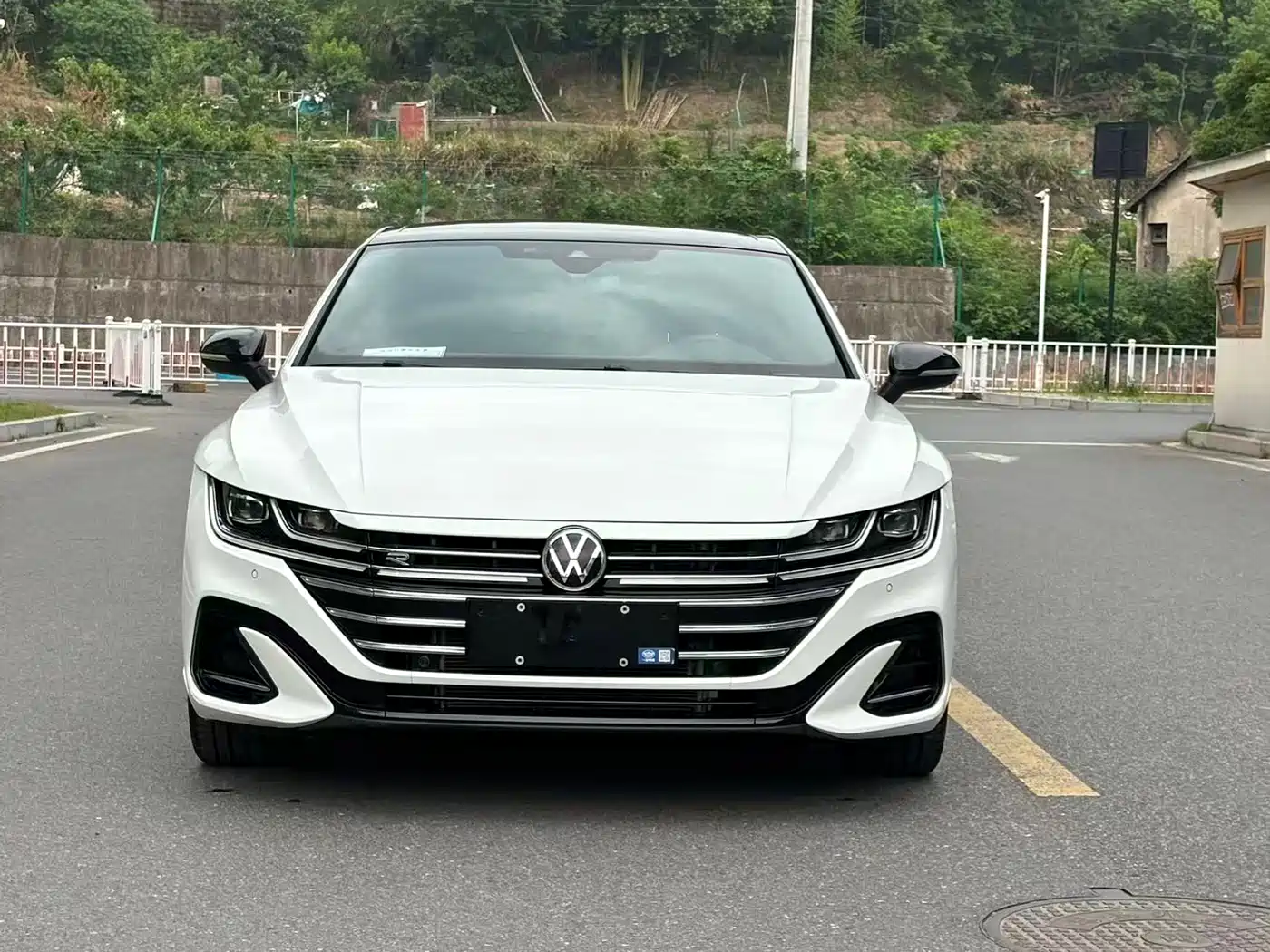 Volkswagen FAW-Volkswagen CC 2024 380TSI Eye-catching Edition фото 2