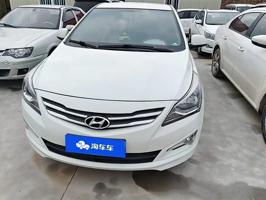 Hyundai Verna 2014 1.4L Automatic Smart GLS фото 2