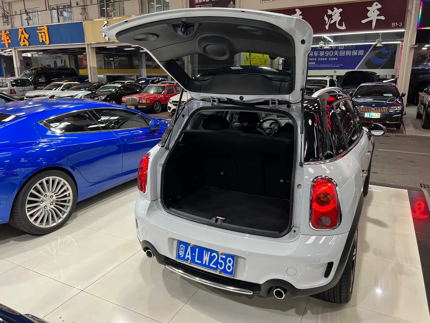 MINI COUNTRYMAN 2013 2012 1.6T COOPER S