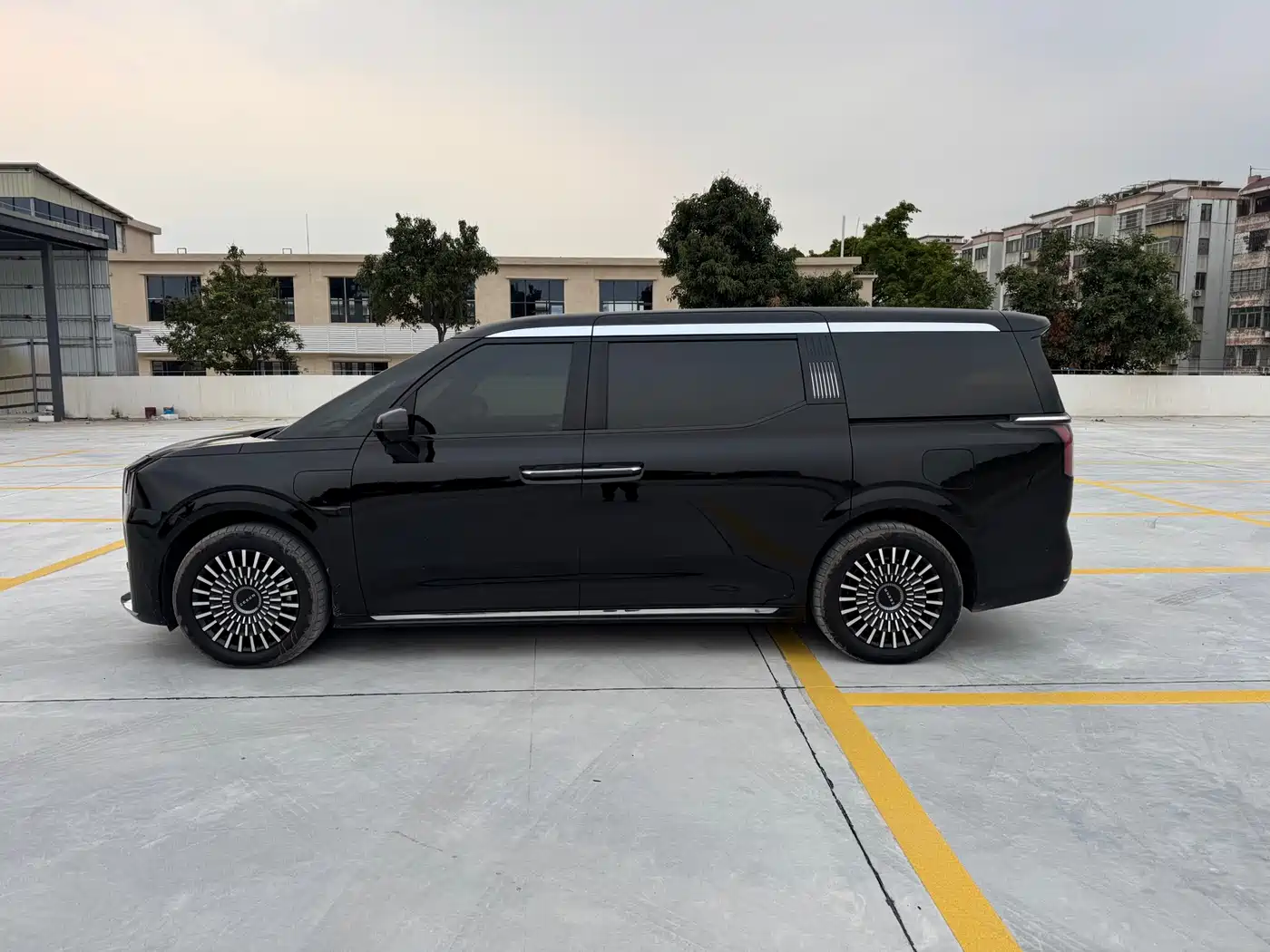 ZEEKR EXTREME KRYPTON 009