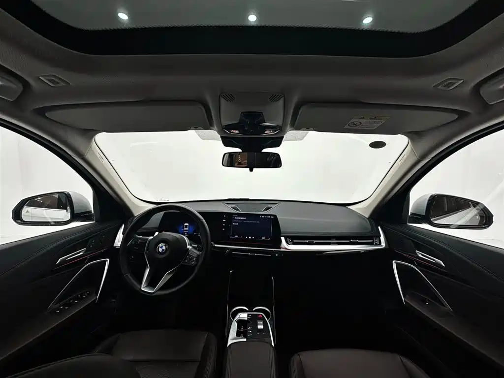 BMW X1 2023 sDrive20Li X Design Package фото 10